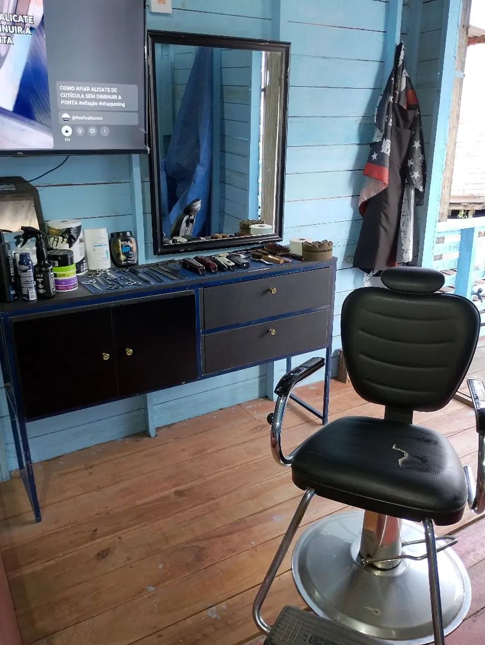 Uma bela barbearia completa  - Foto 5