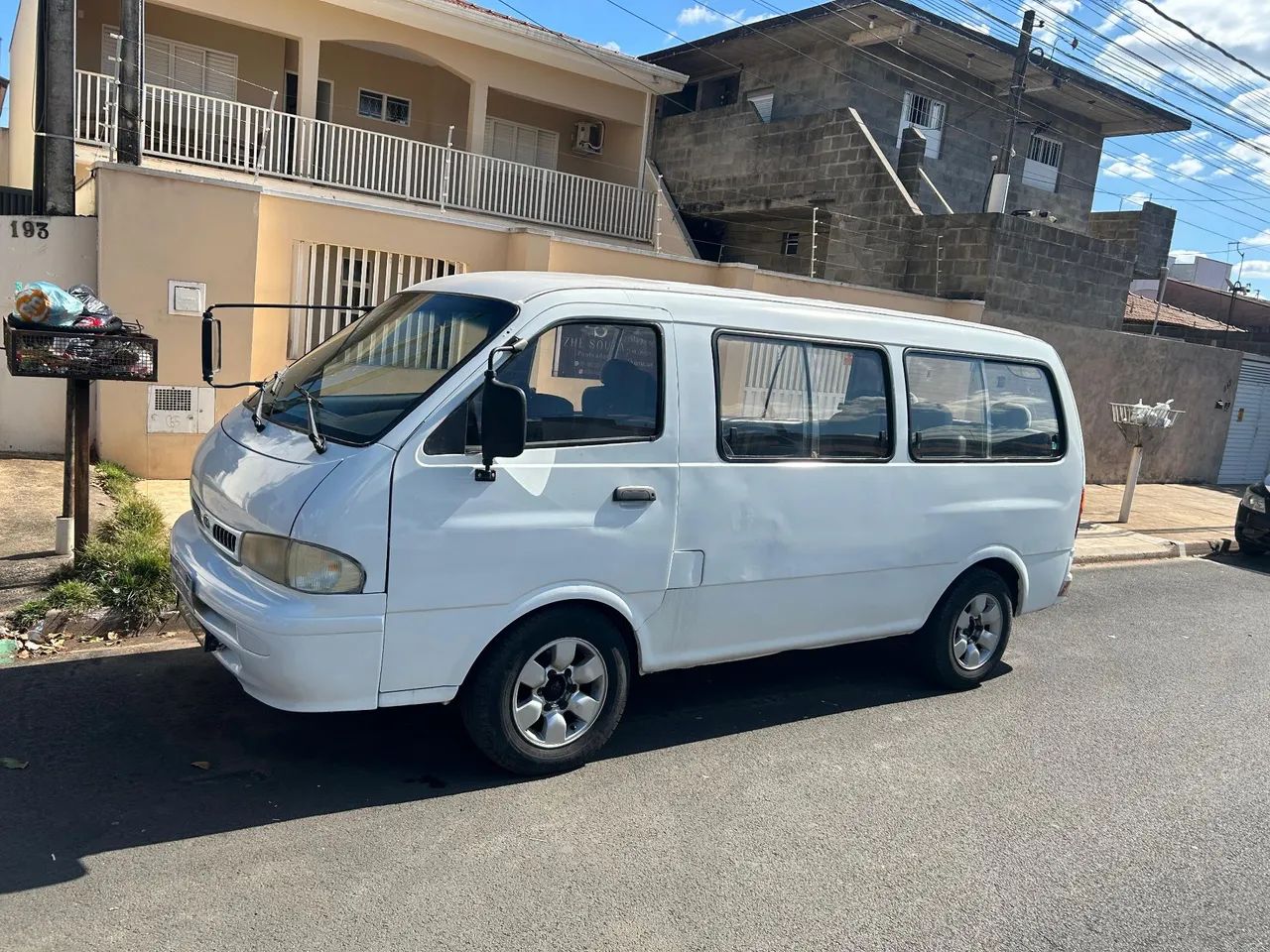 KIA Besta Besta EST 2.7 Diesel (10/12lug.) 1999