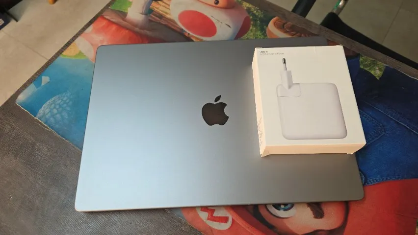 iMac M4 16gb RAM 256gb SSD 24