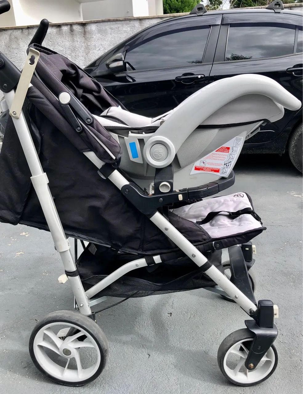 Kit Completo Carrinho de Bebê + Bebê Conforto + Base para Carro - Dzieco - Foto 2