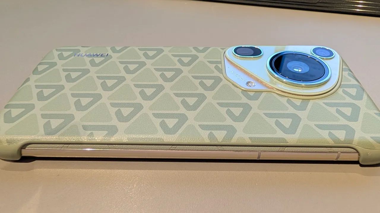 Huawei Pura 70 Ultra 512GB Verde - Impecável! ? - Celulares e