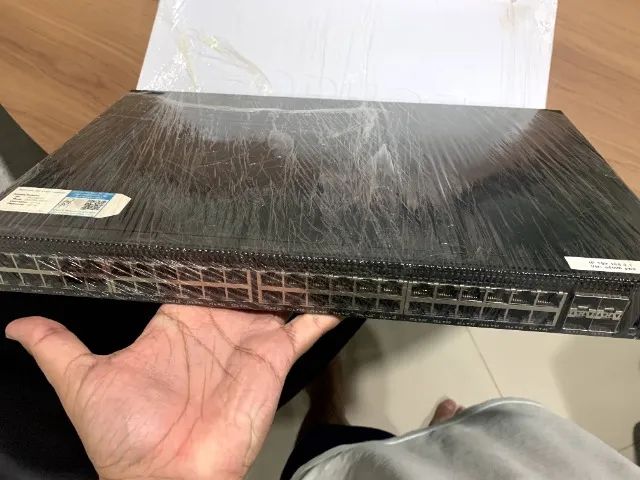 Switch Dell X1052  - Foto 4