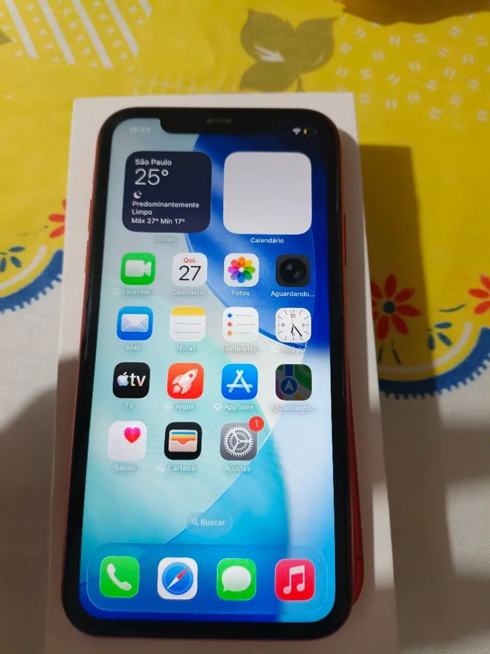 iPhone 11 Red 128gb - Foto 2