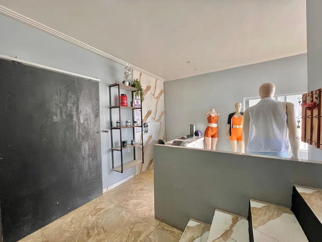 ACADEMIA À VENDA COM MAIS DE 830m², CLIENTELA FORMADA E OPERAÇÃO EM FUNCIONAMENTO - Foto 2