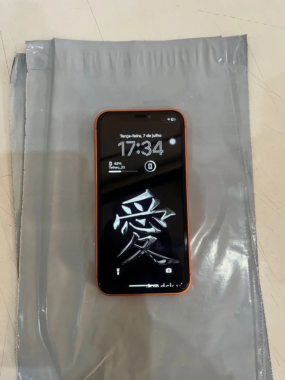 Venda-se aparelho celular, iPhone 17 pro 
