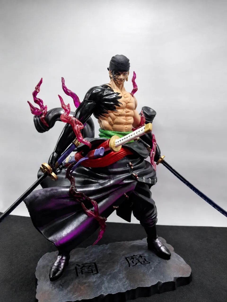 Roronoa Zoro 24cm - Figure One Piece