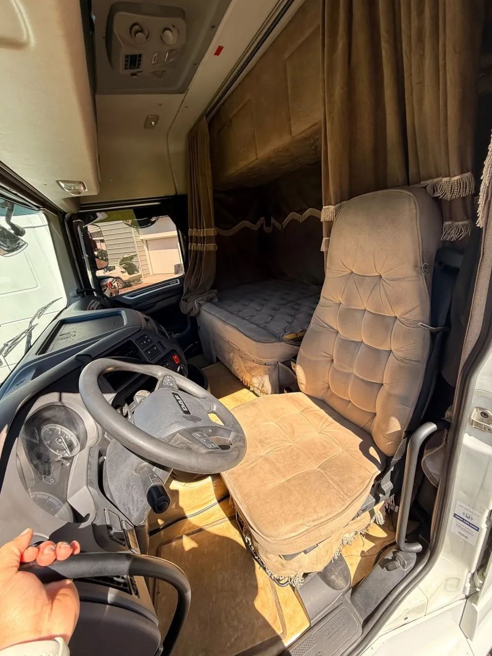 DAF XF 480 6x2 - Foto 4