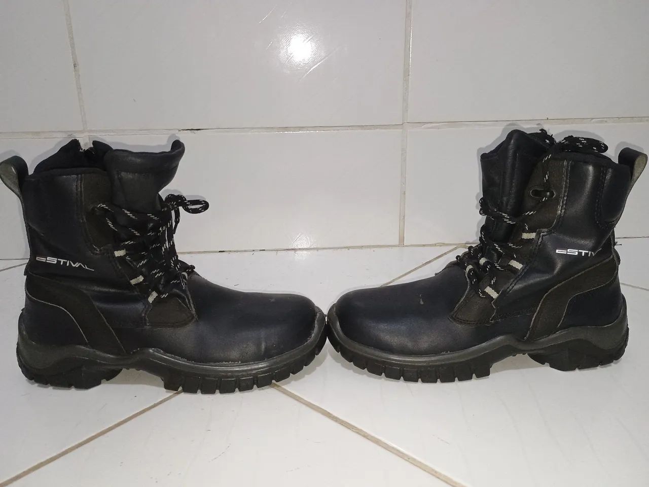 Bota de Segurança em Couro Preto Estival  - Foto 3
