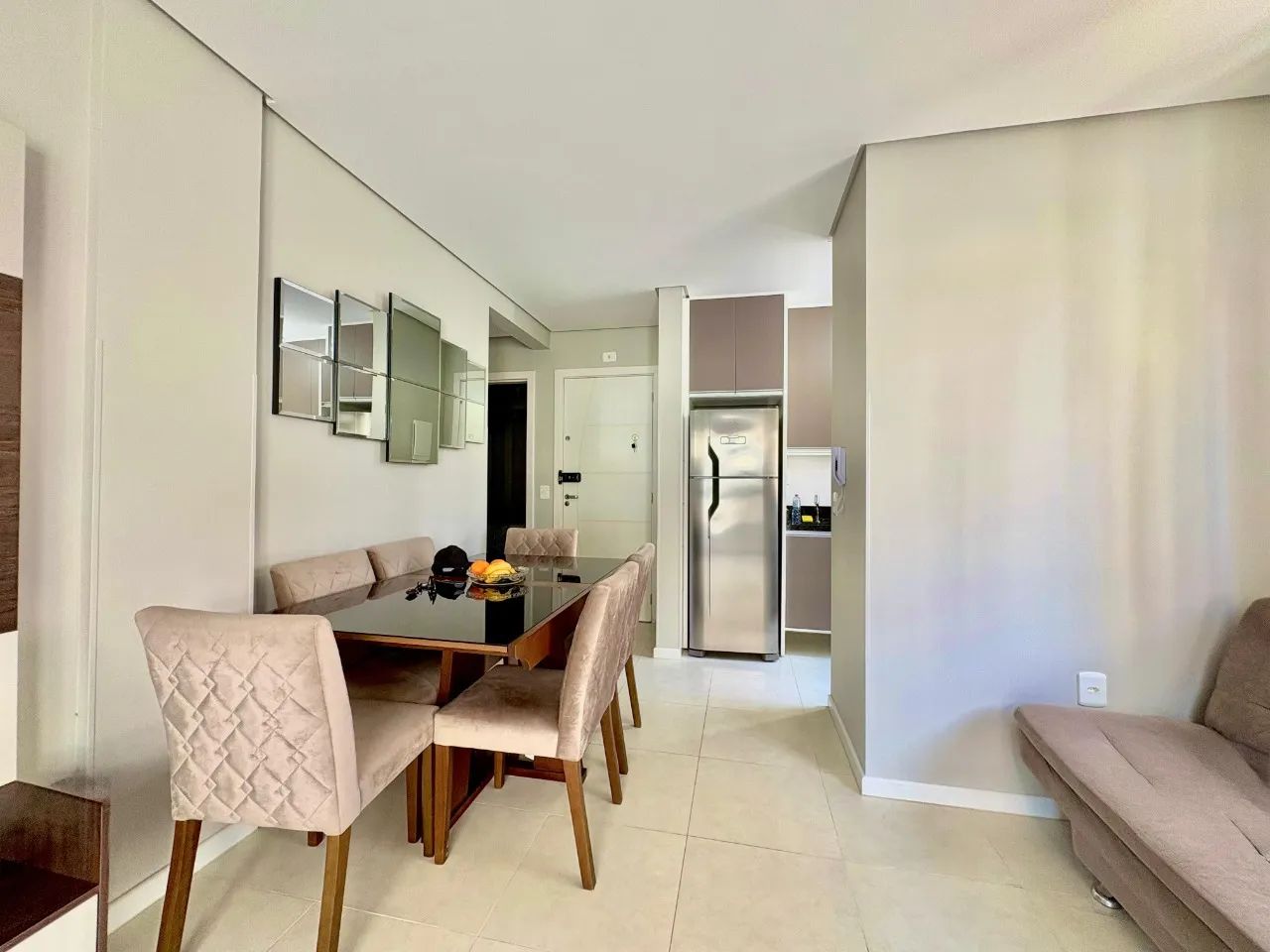 Apartamento Mobiliado na Praia de Palmas com Sacada e Churrasqueira - Foto 2