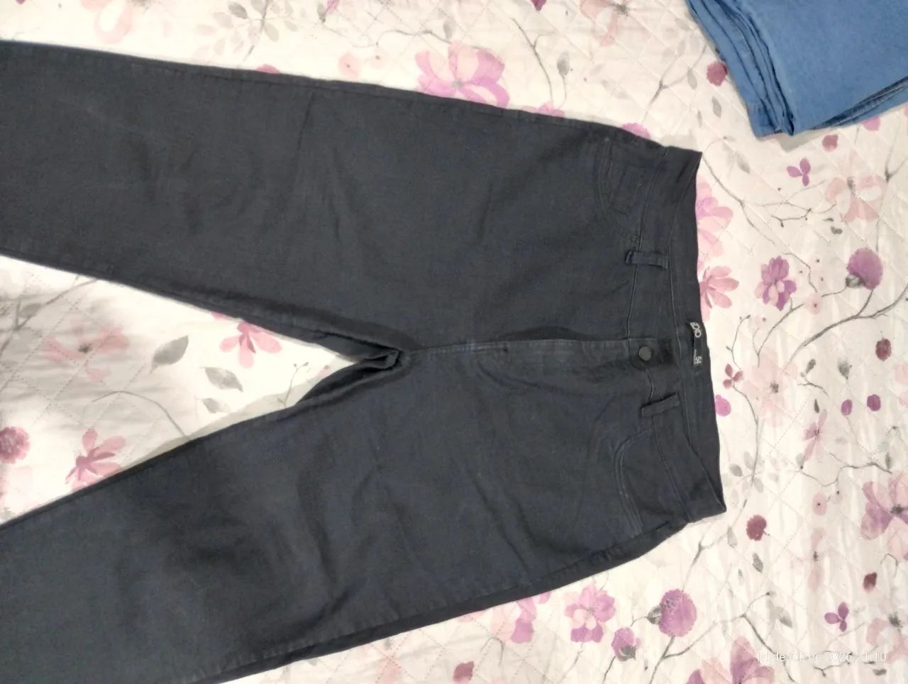 Calças Plus Size Feminina semi nova - Foto 5