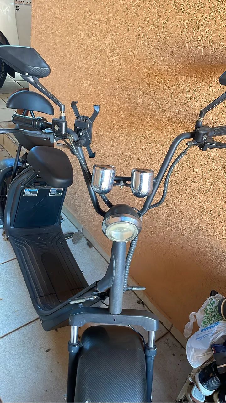 Scooter elétrica 