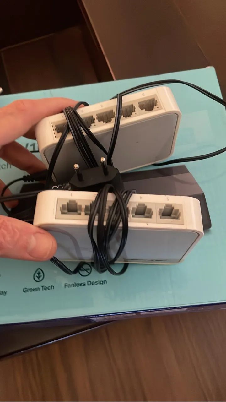 Desktop Switch 10/100 - TP-Link - Foto 4