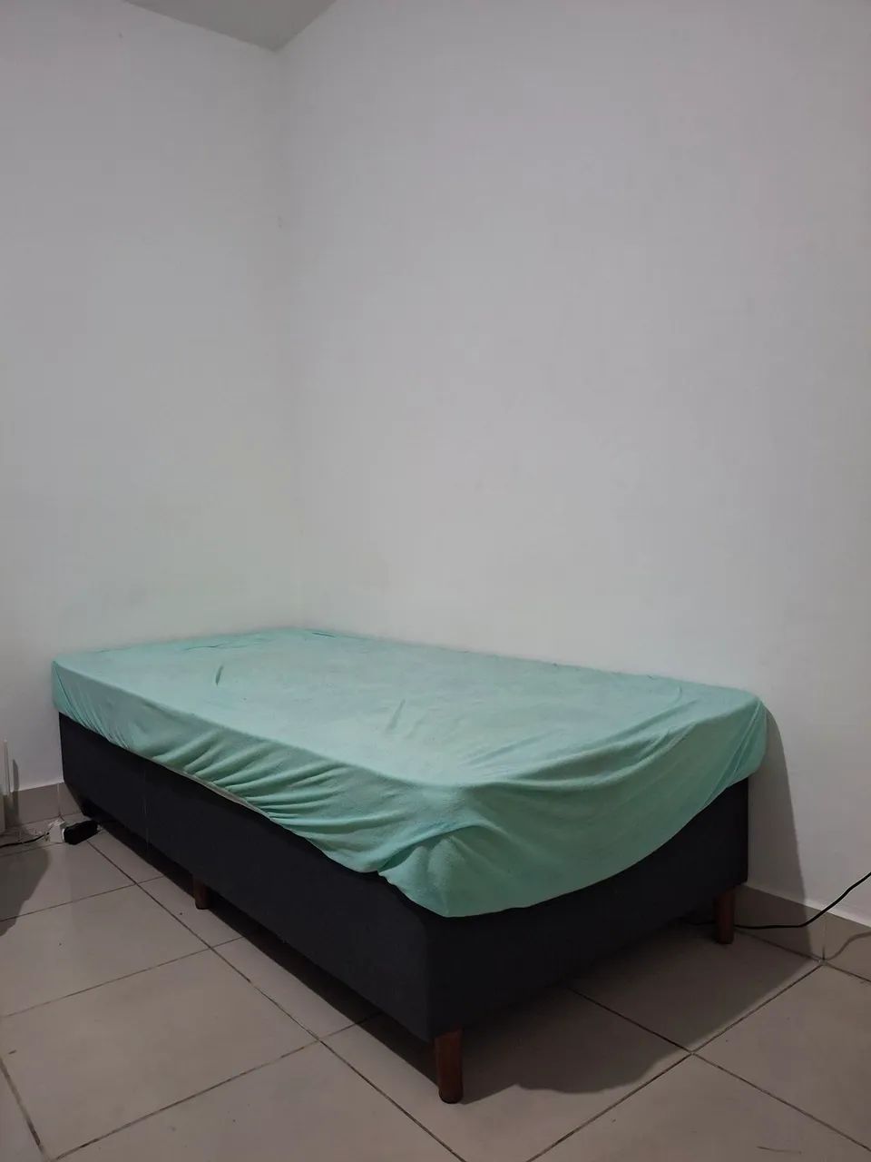 Cama Box de Solteiro com Colchão
