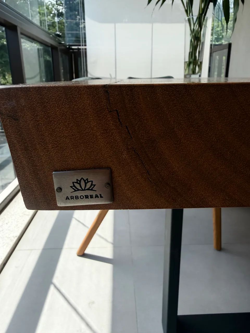 Mesa Madeira com pés inox da ARBOREAL 