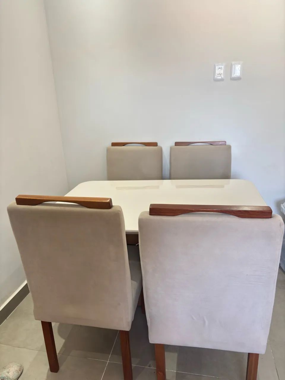 Mesa 4 cadeiras  - Foto 4