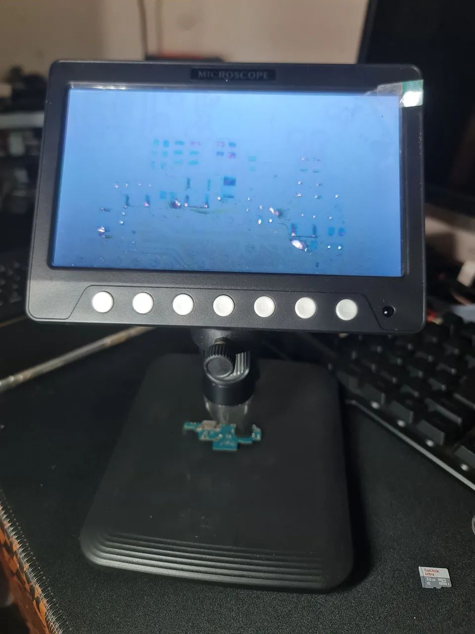 microscópio digital 1200x com tela 7 polegadas recarregável