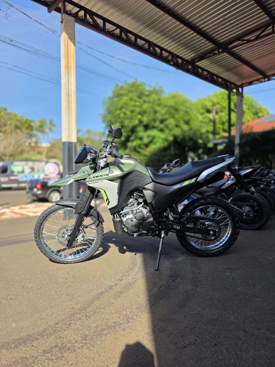 Lander 250 CONNECTED  - Foto 4