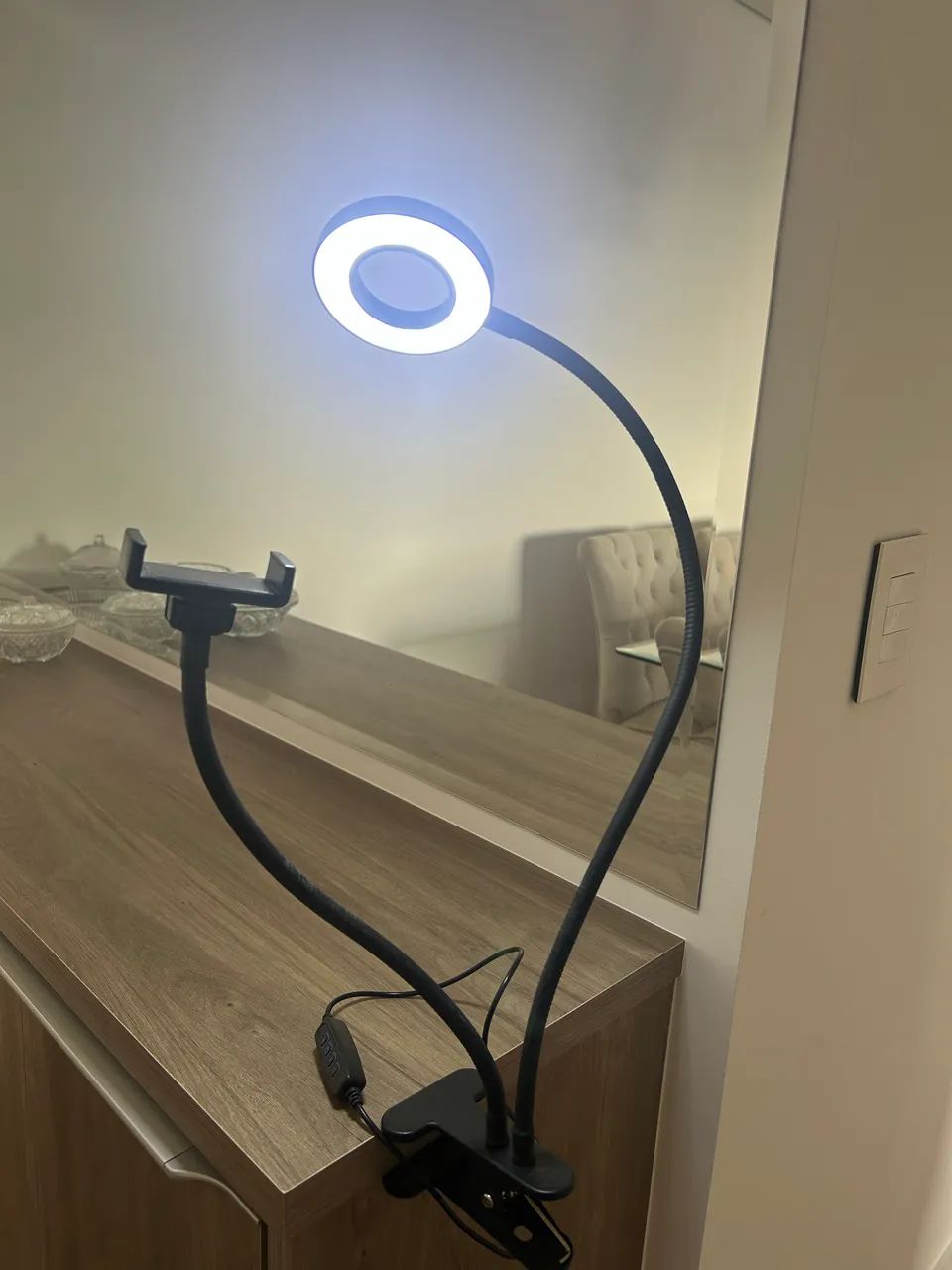 LED de Mesa com Suporte para Celular - USB - Intensidade Ajustável - Foto 2