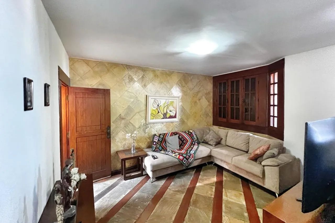 Casa à Venda - Havaí, 4 Quartos, 333 m2 - Foto 3