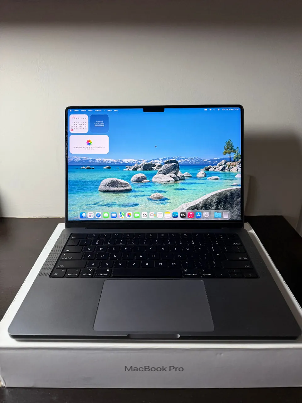 MacBook Pro 14