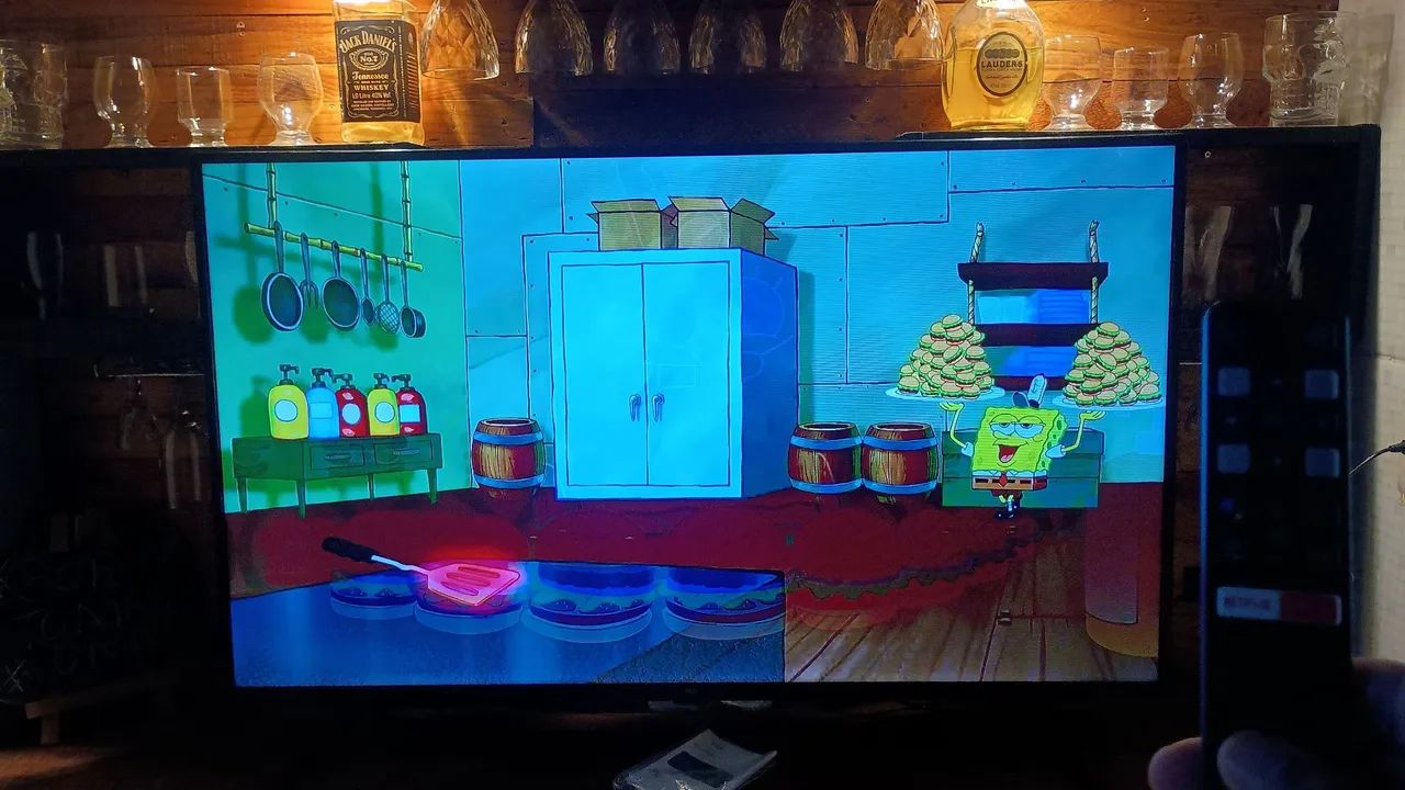 Vendo smart tv Tcl de 50 polegadas com Android Alexa comando de voz e bluetooth imagem 4k  - Foto 4