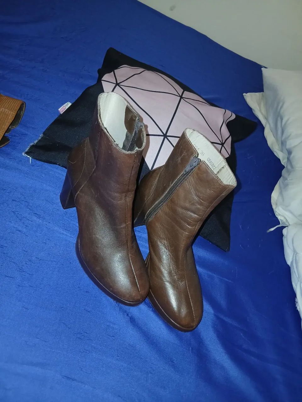 Botas Femininas  - Foto 2