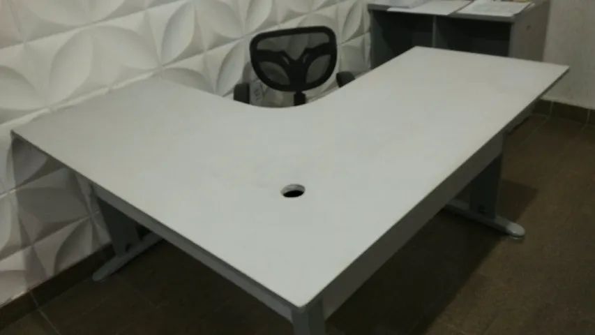 MESA  PARA ESCRITÓRIO - Foto 5