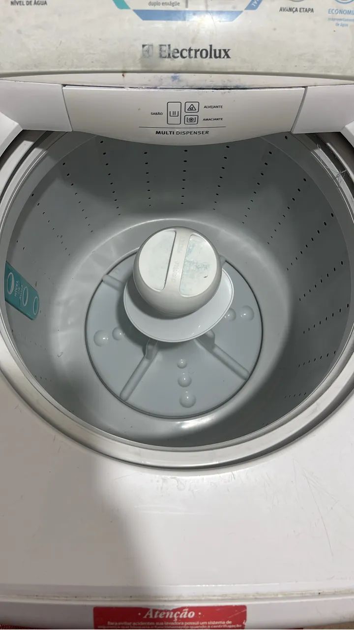 Máquina de lavar com defeito 