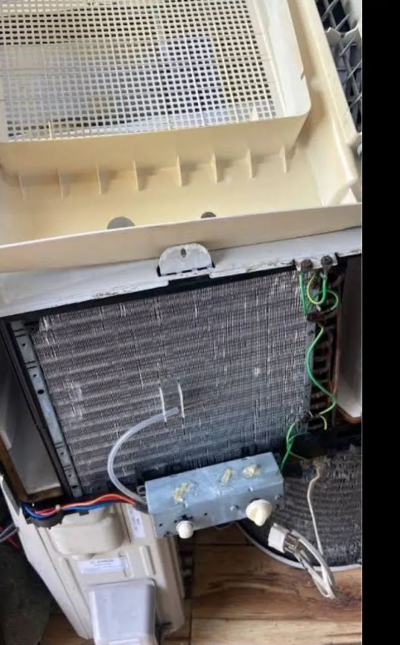 Limpeza De AR CONDICIONADOS DE CAIXA R$120 REAIS