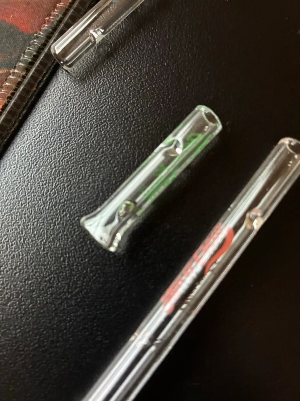 Kit c/ 10 piteiras de vidro variadas - Foto 4