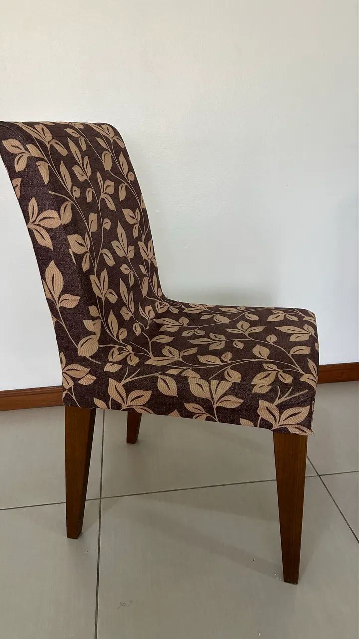 Mesa com 4 cadeiras  - Foto 2