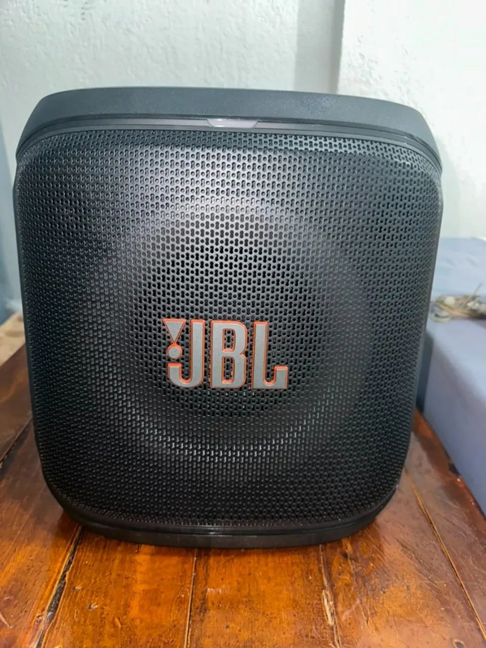 Caixa de Som JBL Partybox Encore Essential 2