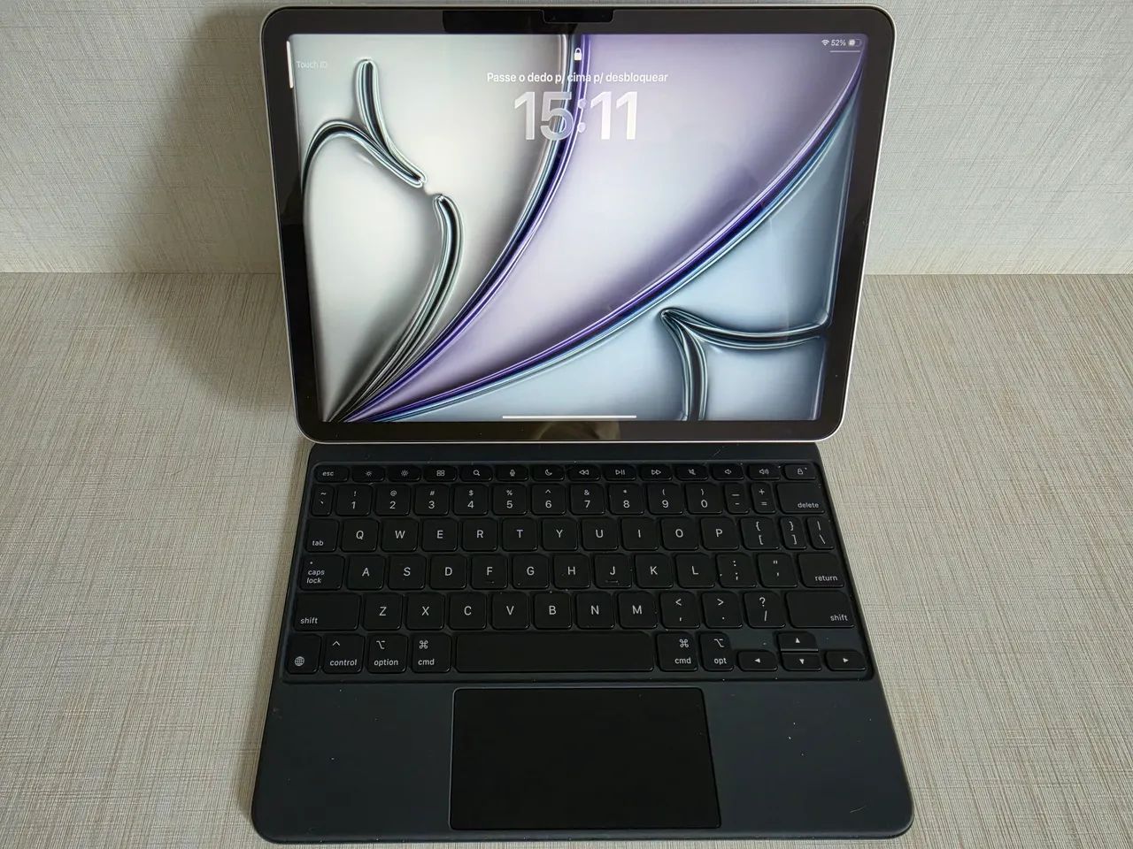 Ipad Air M3 com capa teclado 