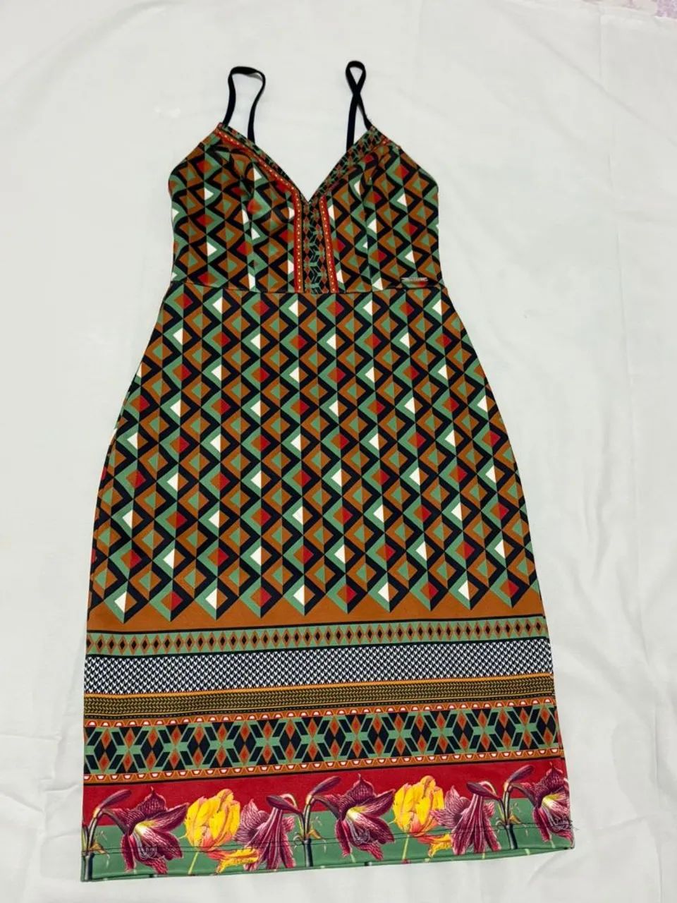 Roupas femininas marca Colcci, lance perfume, e outras - Foto 2
