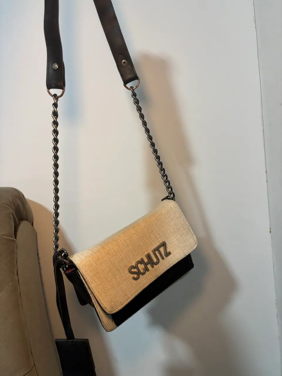 Bolsa Schütz Preta  - Foto 4