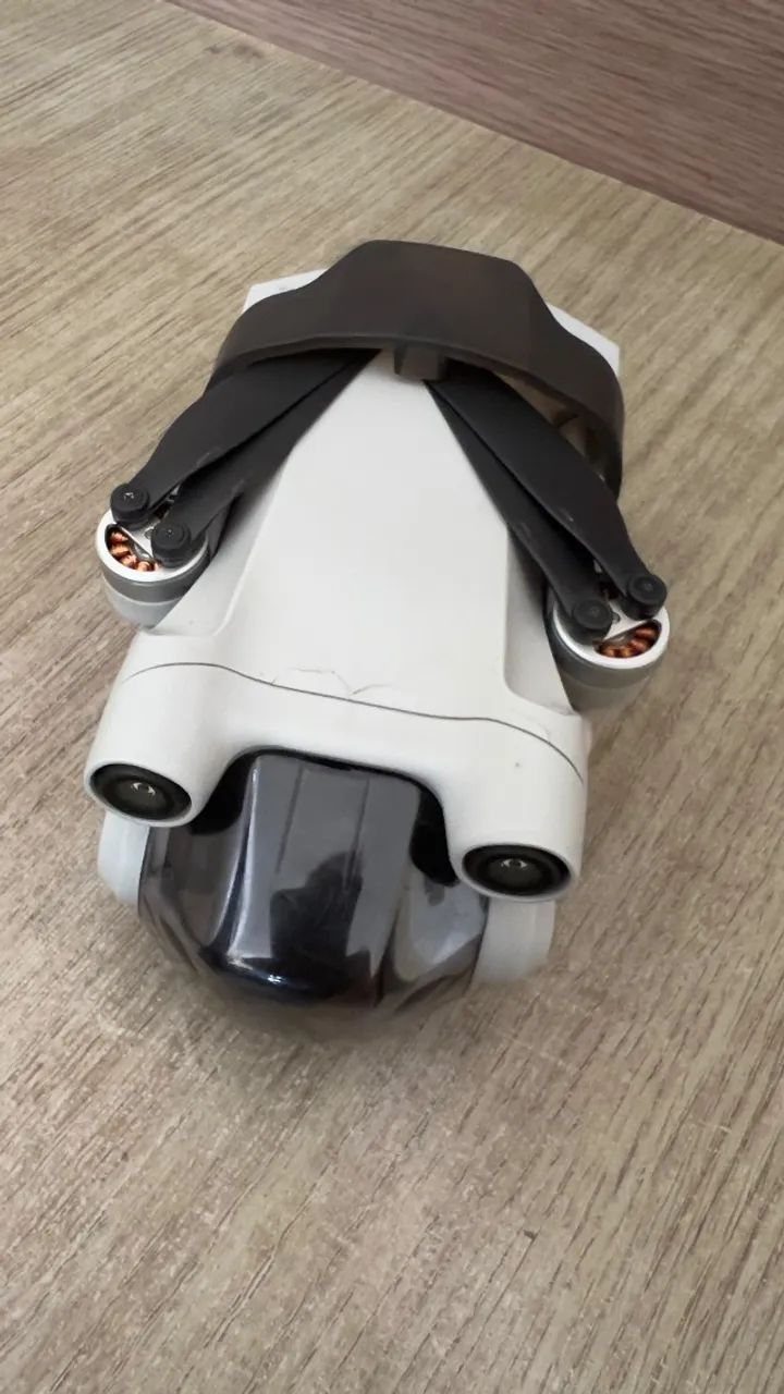 DJI Mini 3 Pro + Controle com Tela + 2 Baterias + Case - Foto 2