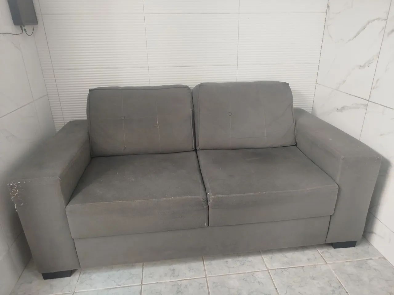 Sofá usado semi novo