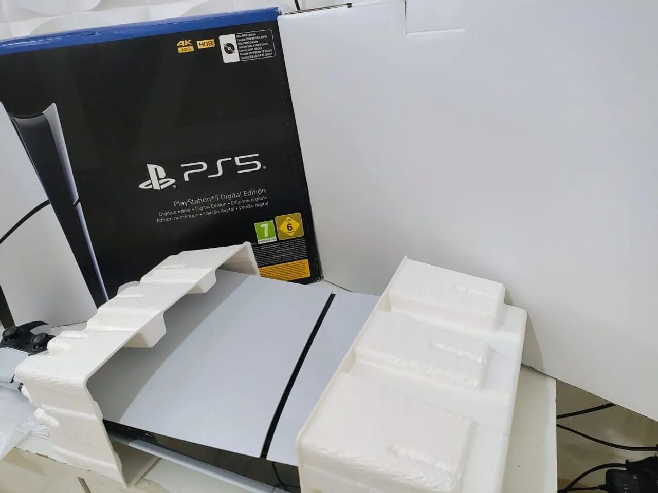 PS5 SLIM 1 TB DIGITAL  - Foto 3