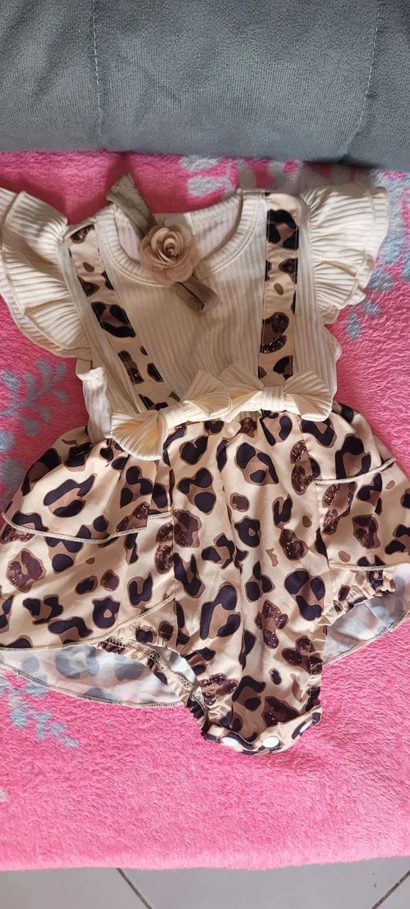Roupa de oncinha.