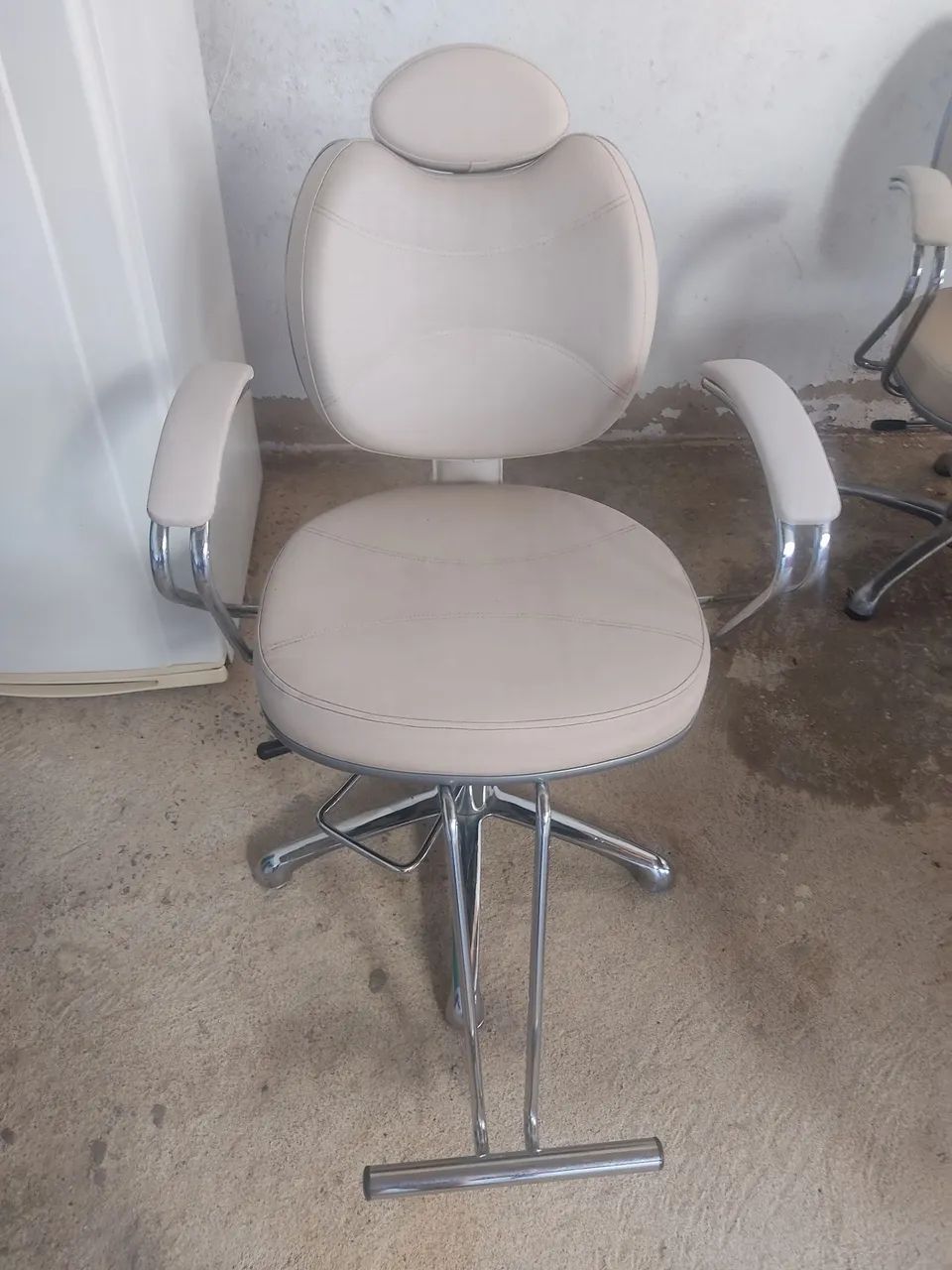 Vende-se Cadeiras para Salão de Beleza - Foto 5