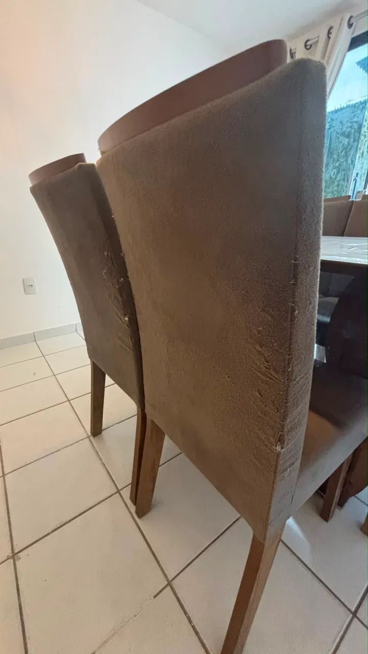 Vendo mesa 6 cadeiras. Para restauração.  - Foto 2
