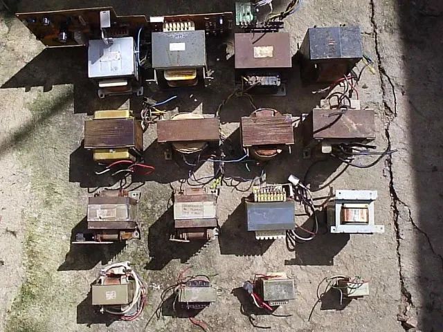 Transformadores para receivers e amplificadores