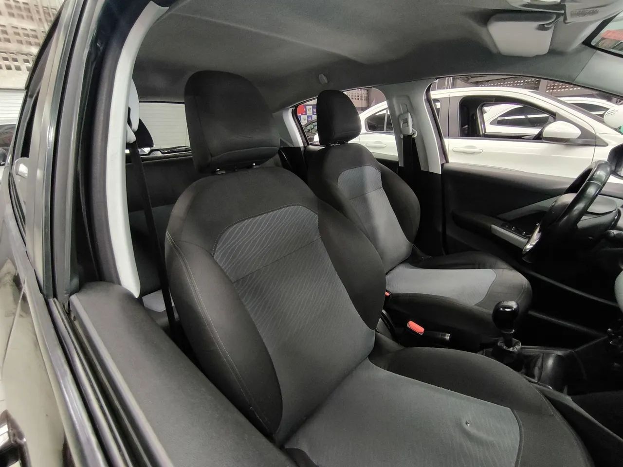 Peugeot 208 Active/active Pack 1.5 Flex 8V 5P 2015 - Foto 5