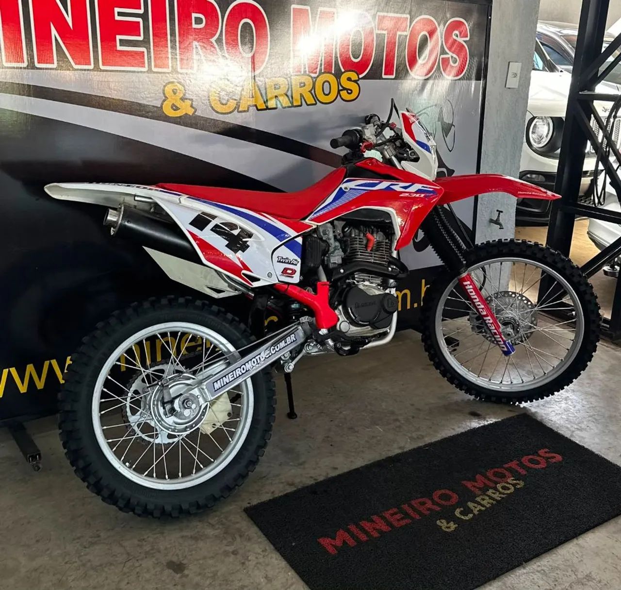 CRF 230 F - Foto 3