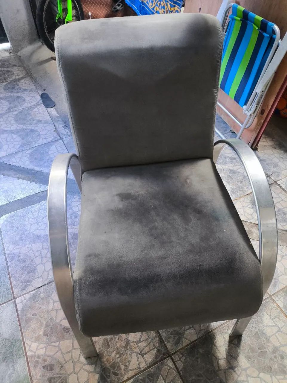 poltronas em bom estado só com marcas de uso