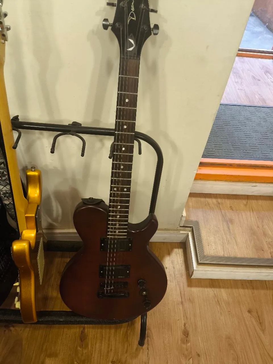 Guitarra Dean evo com emghz - Foto 4