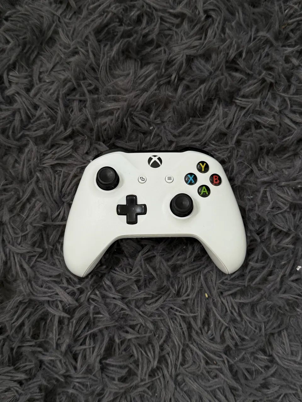 Xbox One S - 1Tb - Com Garantia, Caixa e 1 Jogo - Foto 4
