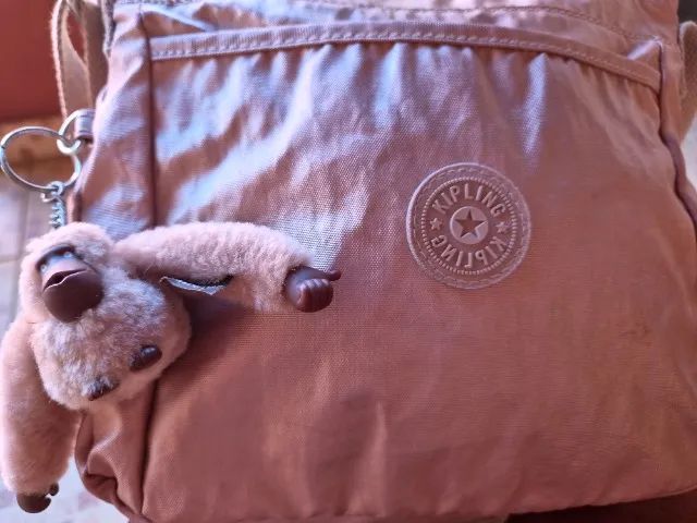 Bolsa Kipling original rosa metálico - Foto 4