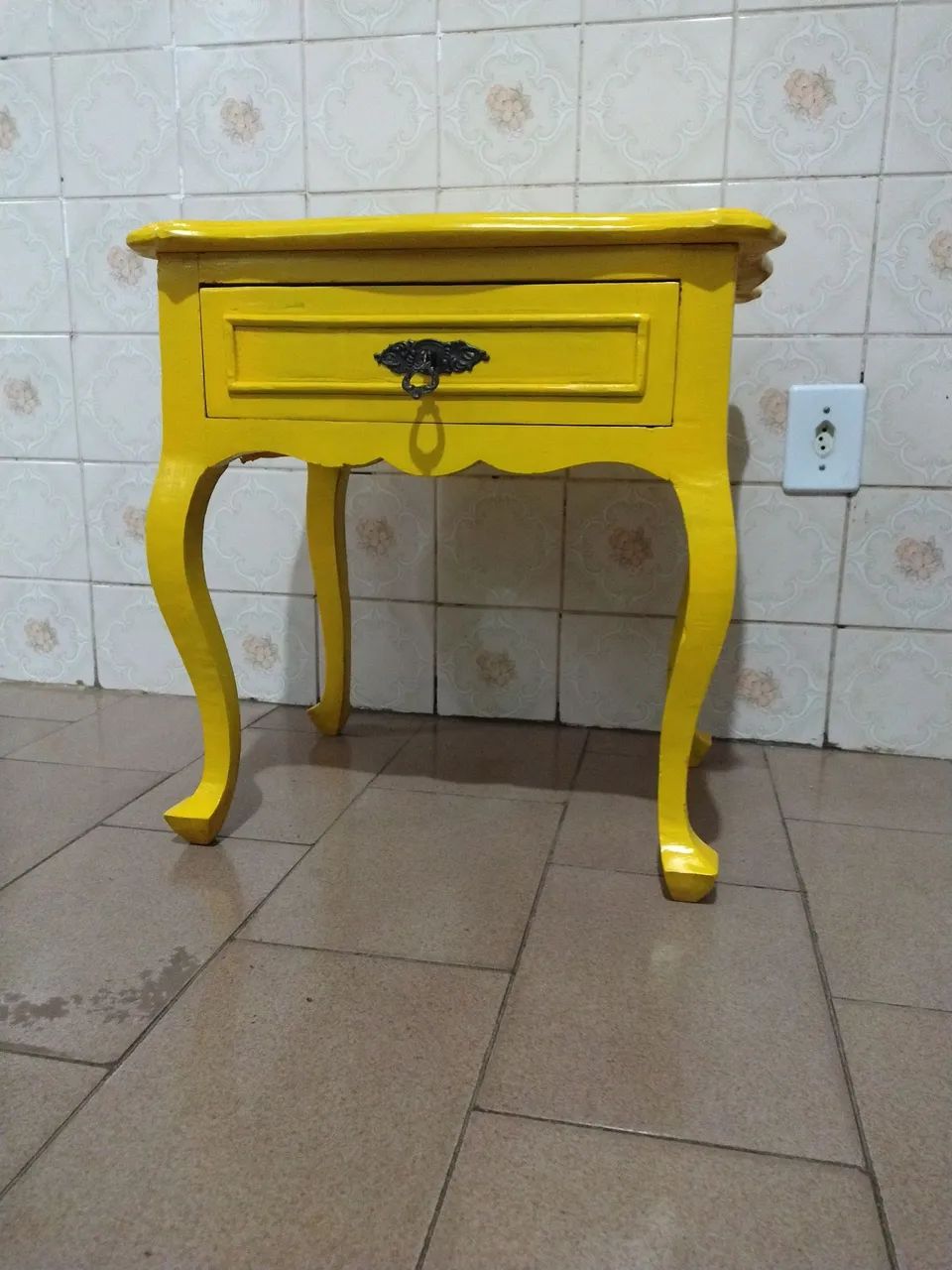 Mesa de cabeceira 