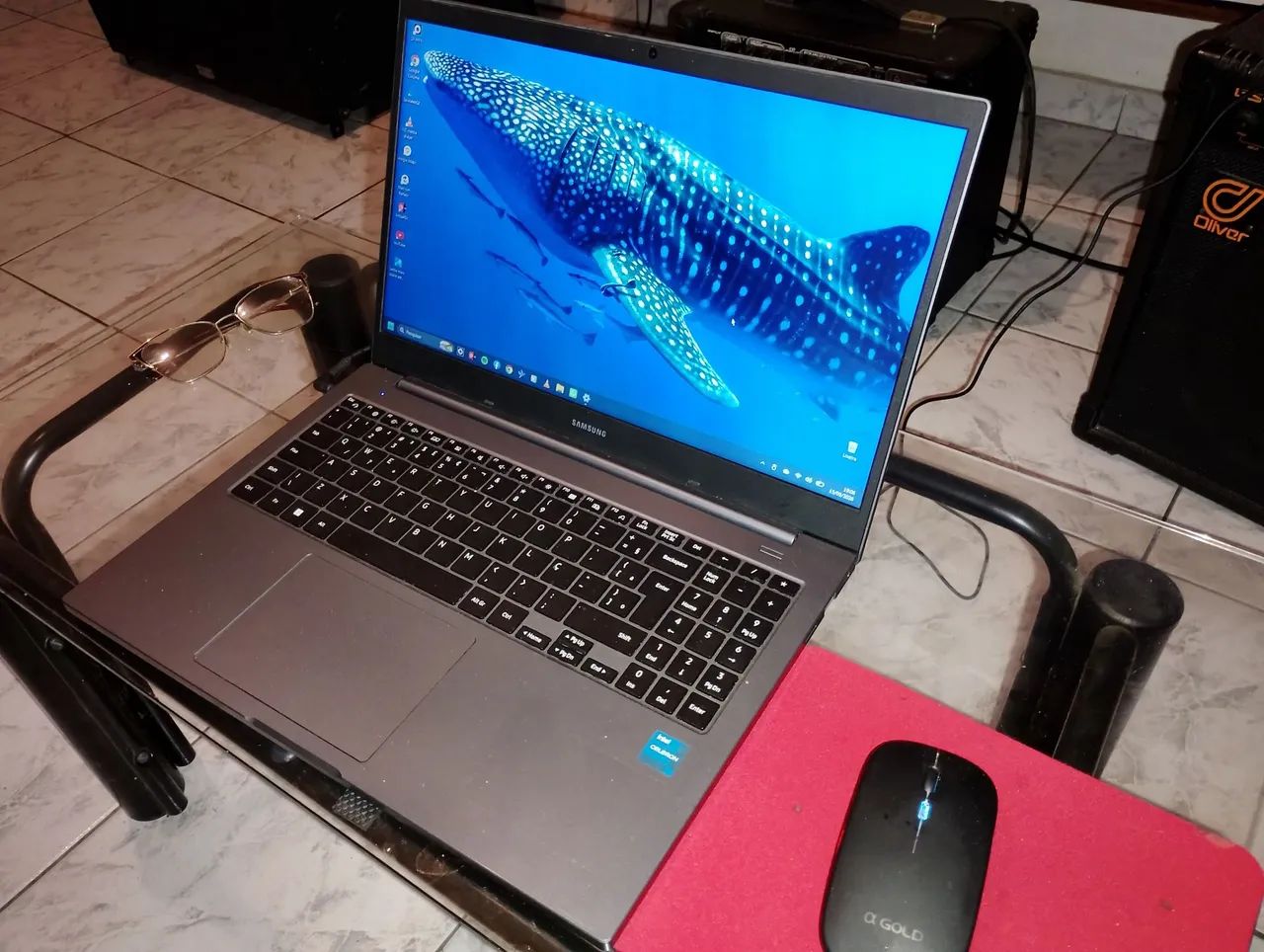 Laptop sumsung Intel 8,00 GB e tela 15"